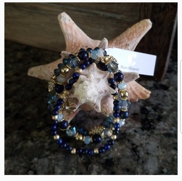 🆕 Blue & Gold Bracelet ✨ - Picture 5 of 8